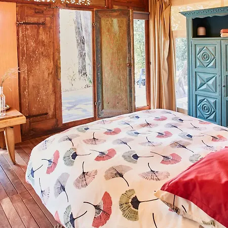 Fontclaire En Provence Отель типа 