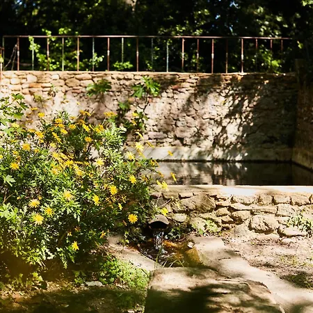 Fontclaire En Provence